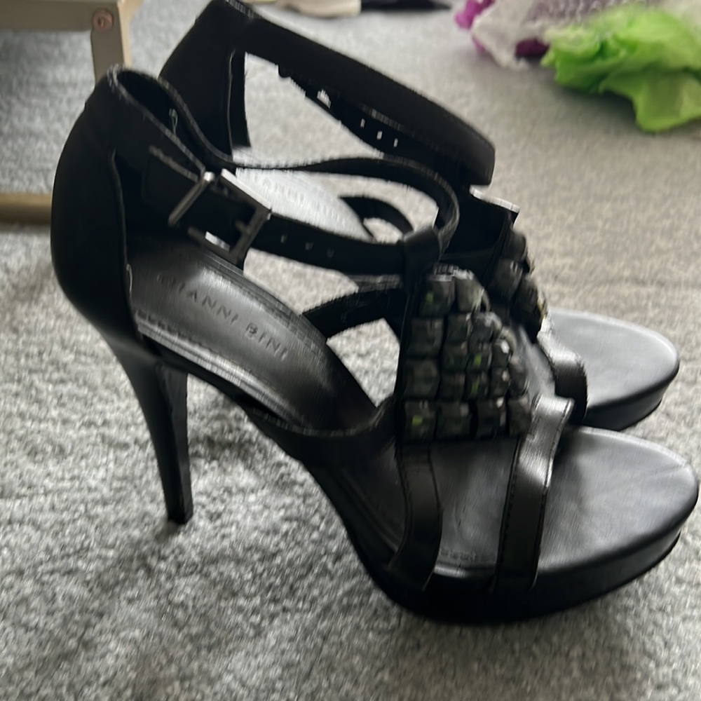 Gianni Binni black heels with gorgeous detail!